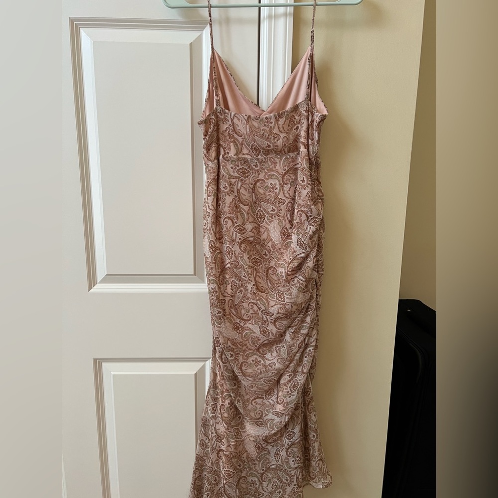 Versona dress size medium